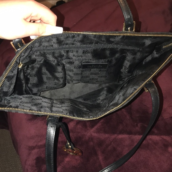 Michael Kors bag - Picture 4 of 4